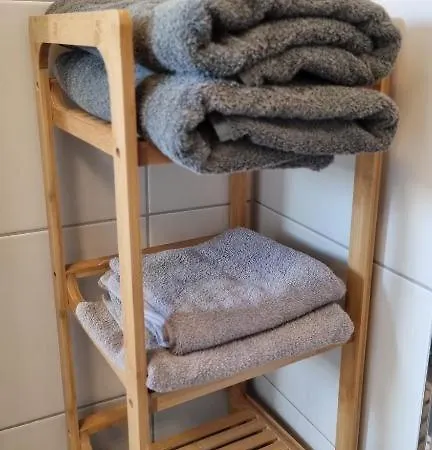 Exclusives Loft Mit Klimaanlage, Parkplatz, Netflix, Disney, Wallbox, Dominos Pizza, Bahnhof 5min - Berlin Hbf 23min Διαμέρισμα *