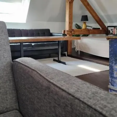 Διαμέρισμα Exclusives Loft Mit Klimaanlage, Parkplatz, Netflix, Disney, Wallbox, Dominos Pizza, Bahnhof 5min - Berlin Hbf 23min