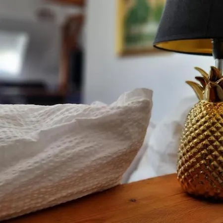 Exclusives Loft, Klimaanlage, Parkplatz, Netflix & Disney, Dominospizza, Wallbox *