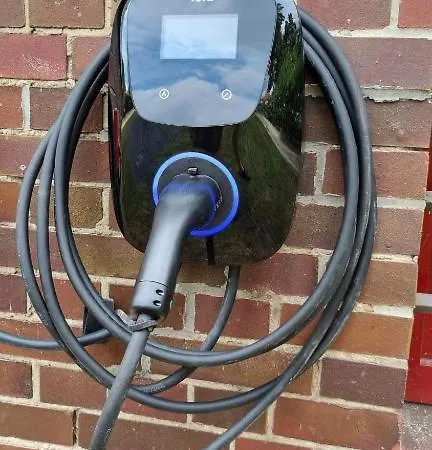 Exclusives Loft, Klimaanlage, Parkplatz, Netflix & Disney, Dominospizza, Wallbox * 팔켄제