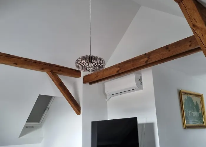 Exclusives Loft, Klimaanlage, Parkplatz, Netflix & Disney, Dominospizza, Wallbox Appartement *