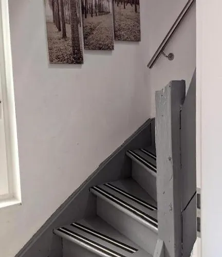 Exclusives Loft, Klimaanlage, Parkplatz, Netflix & Disney, Dominospizza, Wallbox Apartamento